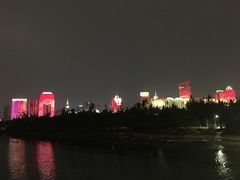 -万绿园