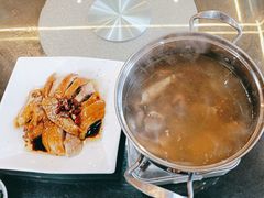 -瑞丰园庭院餐厅·白族传统家常菜