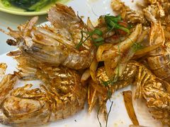 -覃记海鲜美食餐厅