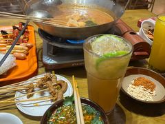 -黔哆哆地摊酸汤火锅(清湖店)