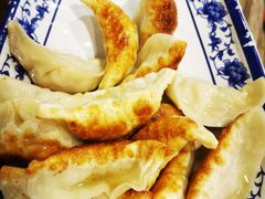马蹄锅贴-长人馄饨铺(解放街店)