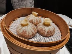 咸蛋黄纸皮烧麦-小厨娘淮扬菜(天印大道店)
