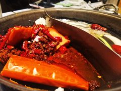 红油菌汤鸳鸯锅-贰回巷火锅馆(钟楼店)