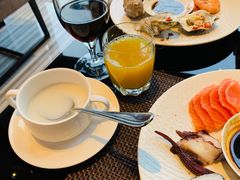 -唐拉雅秀酒店-西锦汇空中BBQ·思创餐厅
