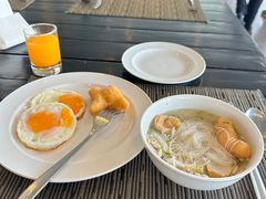 -曼谷湄南河畔华美达广场酒店