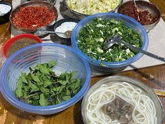 -小倪羊肉米线馆
