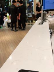 -一東造型烫发染发