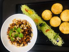 -苏州汇融广场假日酒店