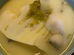 -九锅一堂酸菜鱼(学府凯德店)