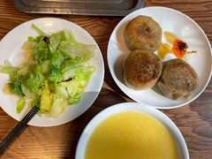 -清真吴记门钉肉饼·喜多利