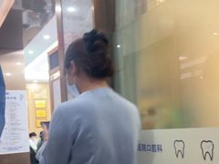 -上海仁爱医院口腔科 · 种植