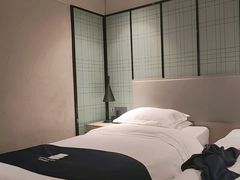 -宜霖诚际酒店(广州白云站江南市场店)