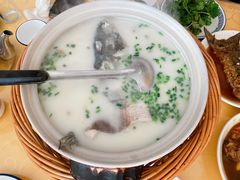 砂锅鱼头-天乐农家鱼头王(天目湖店)