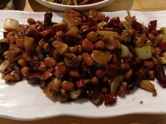 宫保鸡丁-夫妻肺片·中华老字号·正宗川菜(春熙路店)