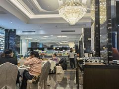 -万龙洲海鲜(大兴绿地缤纷城店)