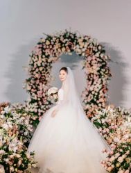 -Vera Wang婚纱礼服旗舰店