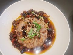 -艳阳天民俗村(公园路店)