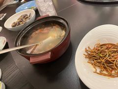 -状元人家·公园别墅衡东土菜(溪悦荟店)