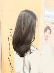 -首脑美发沙龙