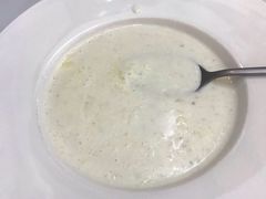 奶油蘑菇汤-小白桦西餐厅