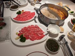 -洋房火锅(上海新天地南北里店)