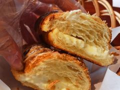 黄金流奶羊角-麦田工坊(月湖店)