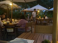 -三亚艾迪逊酒店·海滩烧烤 BARBACOA·现场乐队·浪漫晚餐·烧烤海鲜