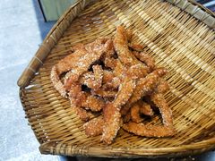 -肖炮现炸酥肉(解放碑店)
