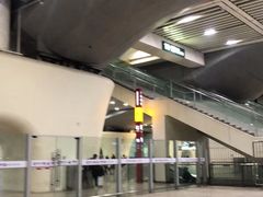 -星巴克(广州南站A18检票口楼上)