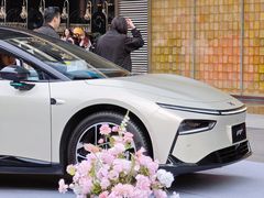 -福田卓悦INTOWN购物中心