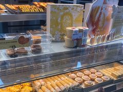 -读酥世家(松江新城地铁站店)