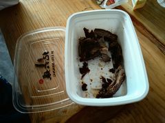 -王浩儿纪六孃甜皮鸭(乐山总店)