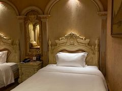 -南洋冠盛酒店(广州天河公园地铁站店)