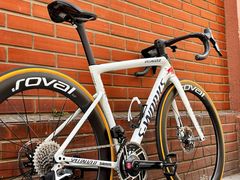 -SPECIALIZED闪电自行车(建国西路店)