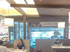 -阿瓦山寨·湘菜现炒·剁椒鱼头王(咸阳总店)