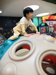 -玩塾品格乐园(宇宙太空龙旗店)