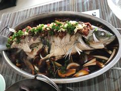 招牌跳水鱼-自游人·美食一楼·地道徽菜(三十年名店)