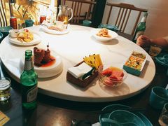 -荷塘秋月·本帮江浙菜(国权路店)