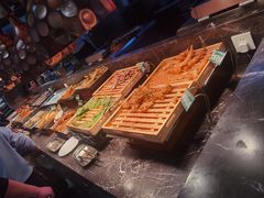 -金马门国际美食百汇(珞喻路店)