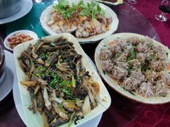 紫苏蒸山坑鱼仔-雄仔农家菜馆·特色葱油鸡(六祖店)