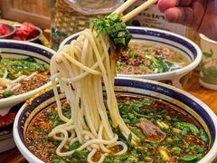 -云阿蛮云南生烫牛肉米线(奉贤路店)