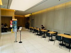 -麦当劳(徐汇漕溪北路百脑汇店)