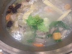 -羊来顺冰煮鲜羊 铁锅烀羊肉(中央大街店)