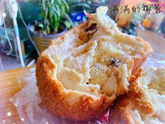 椰蓉面包-钟楼大面包