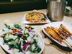 -街角等你.大连海鲜烧烤.经典铁板海鲜串(西安路店)