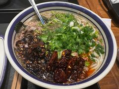 -云阿蛮云南生烫牛肉米线(奉贤路店)