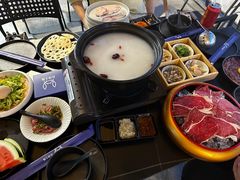 -牛牛和牛海鲜粥底火锅(长虹国际城店)