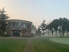 -银涛高尔夫练习场(徐泾店)