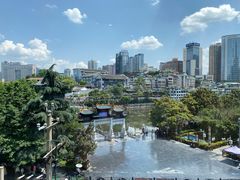 -包整·丝娃娃(一览甲秀楼风景店)