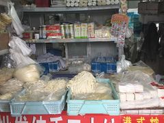 -七宝蔬菜农副产品综合交易市场-停车场